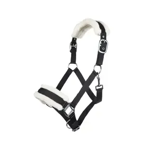 Beställ nu HKM Pälshalsband för häst Bischofshofen