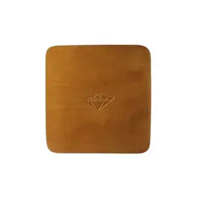 Diamond Plaque av läder Köp online
